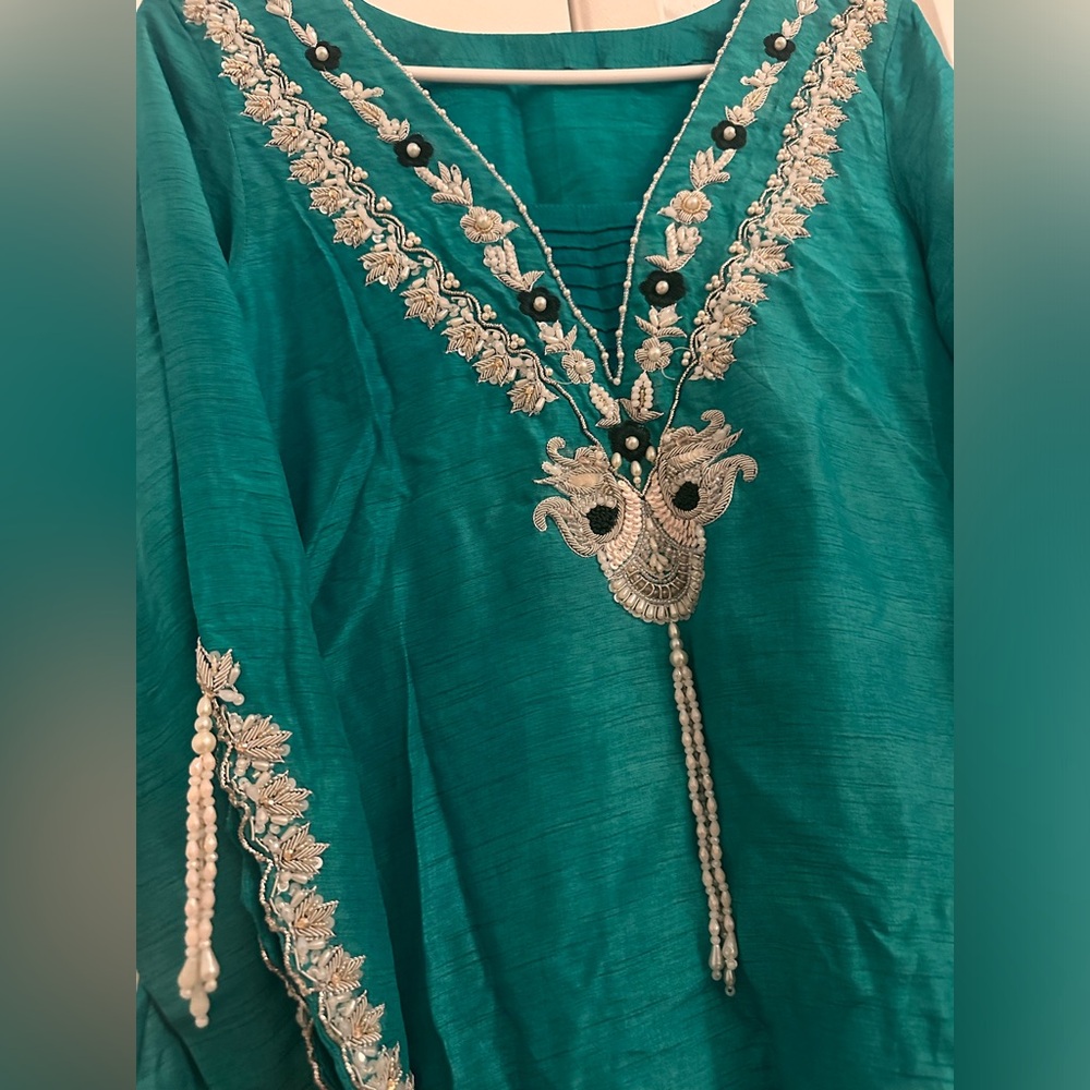 Indian/pakistani 3pc suit